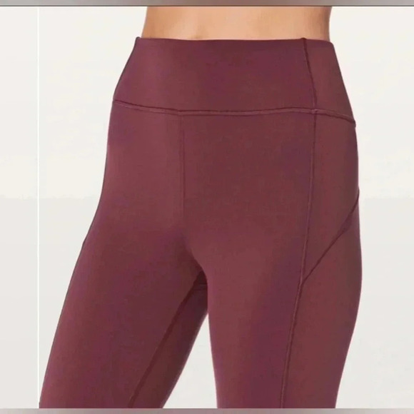 Lululemon In Movement 7/8 Tights Legging’s Everlux 25” in Redwood Size 6 - Picture 7 of 7